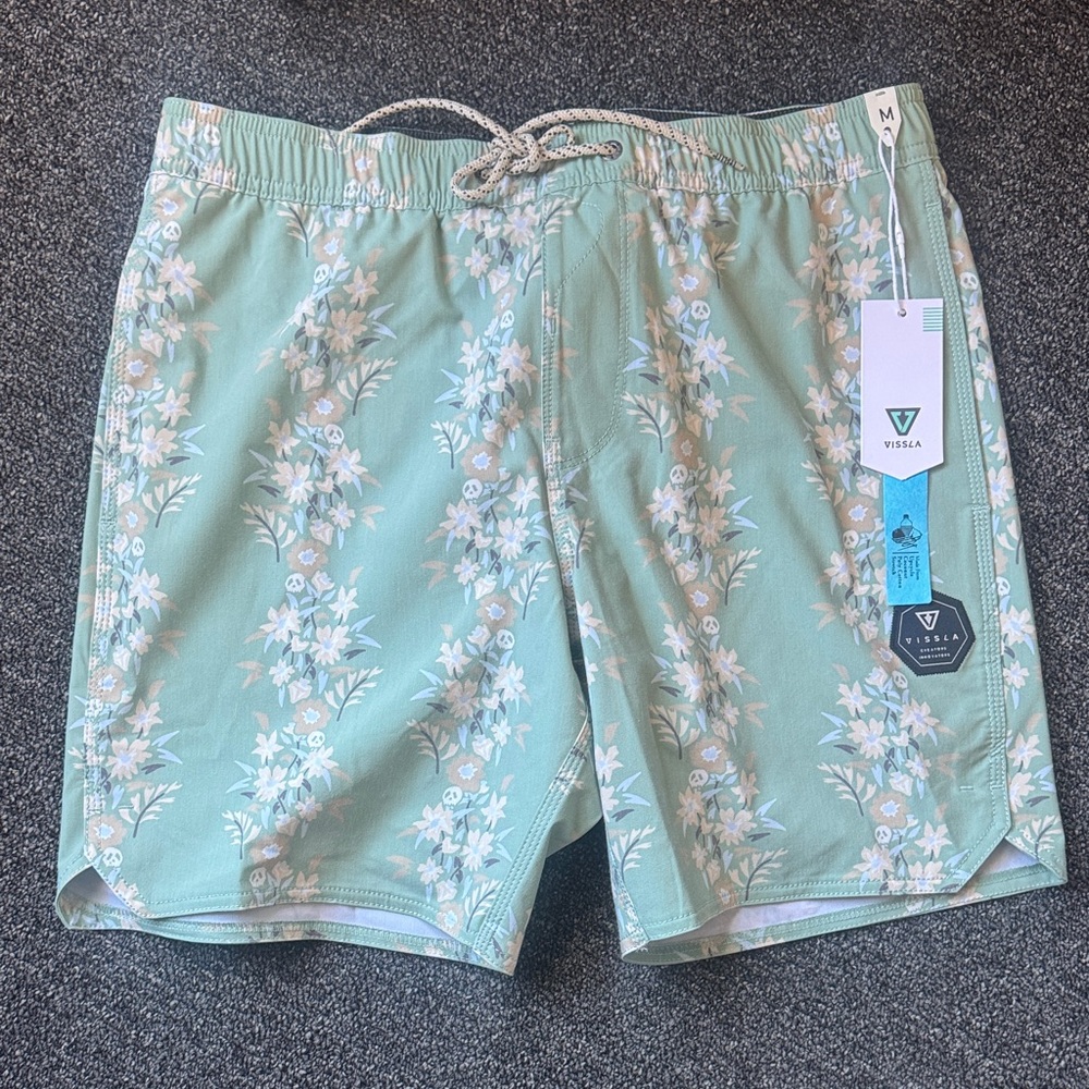 VISSLA Men's Floral Board Shorts - Mint Green